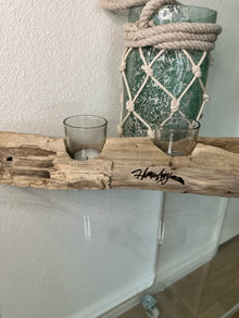  Simple and elegant driftwood candle